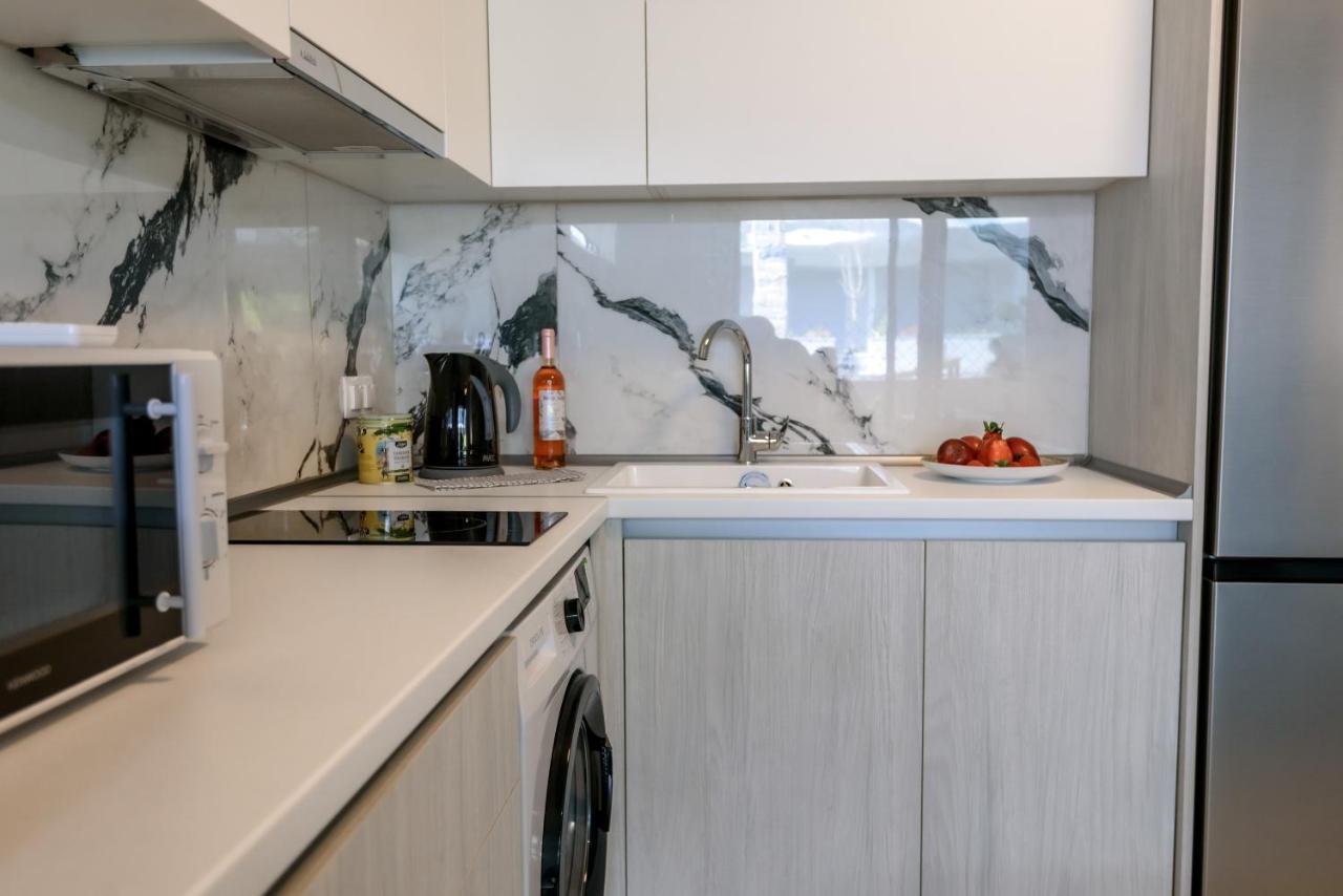 Itaka Studio Apartments - Halkidiki Suites Com Nikíti Kültér fotó