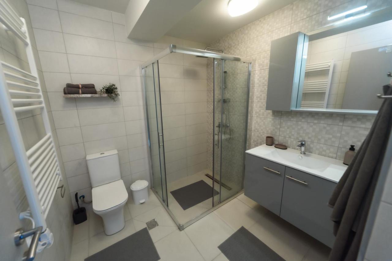Itaka Studio Apartments - Halkidiki Suites Com Nikíti Kültér fotó